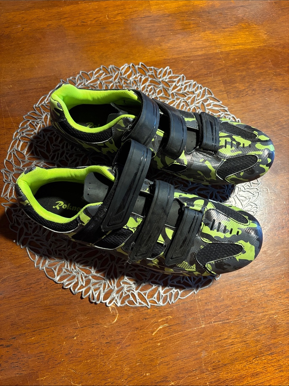 Mens Cycling Sneakers with Neon Green Camouflage & Black Straps
